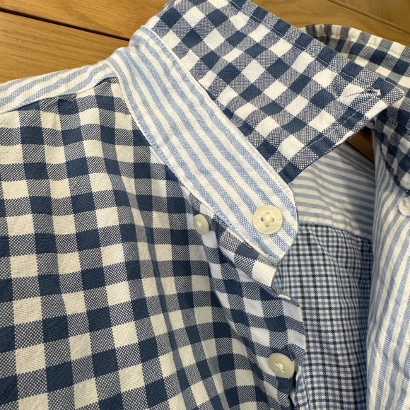 Vineyard Vines Party Tucker Slim Fit Blue and White Mixed Pattern Shirt/ medium - Picture 6 of 13